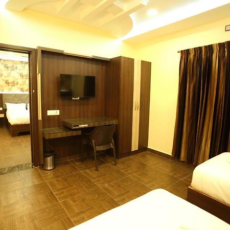 Vedha Residency Hotel Tiruvannámalaj Kültér fotó