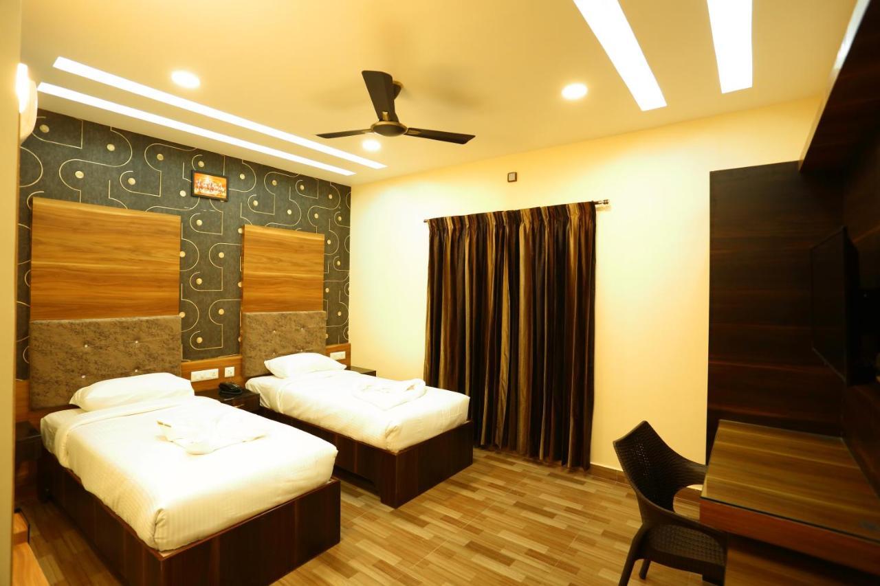 Vedha Residency Hotel Tiruvannámalaj Kültér fotó